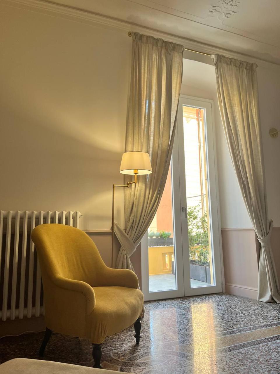 B&B Dimora Liberty Genua Exterior foto
